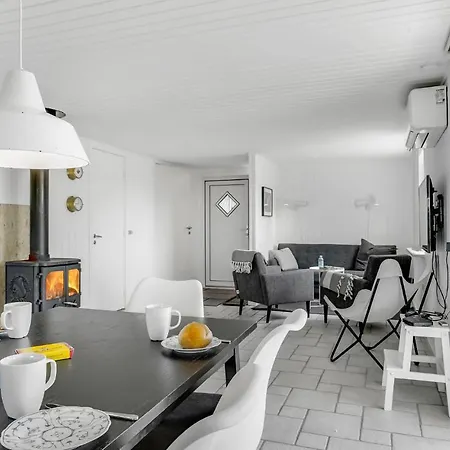 Holiday home Cozy In With Wifi *